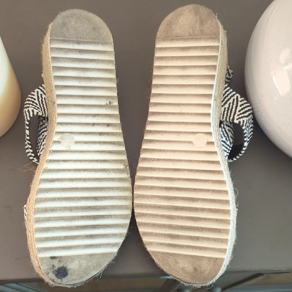 Stylish Black and White Women's Sandals